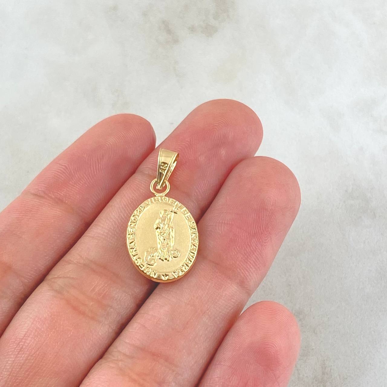 Dije Virgen De Santa Marta 0.9gr / 2.5cm / Troquelada Oro Amarillo 18K ©