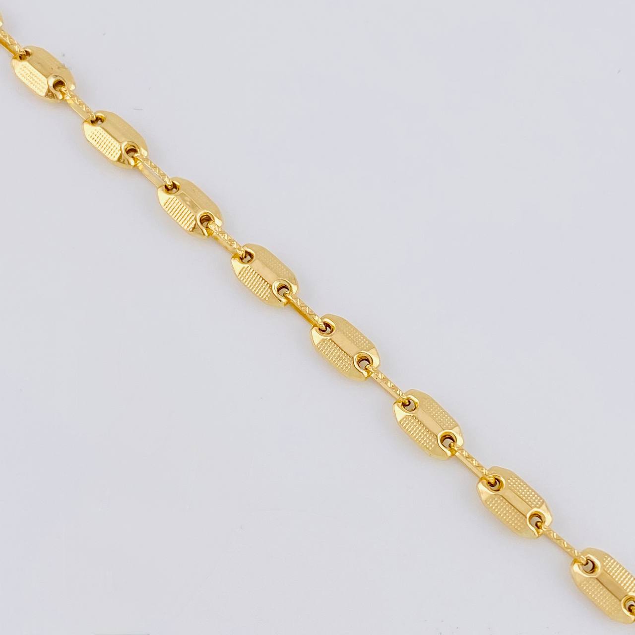 Tobillera Rustica Adije 4.65 g / 10 1/2 in / 4.3 mm Oro Amarillo 18K
