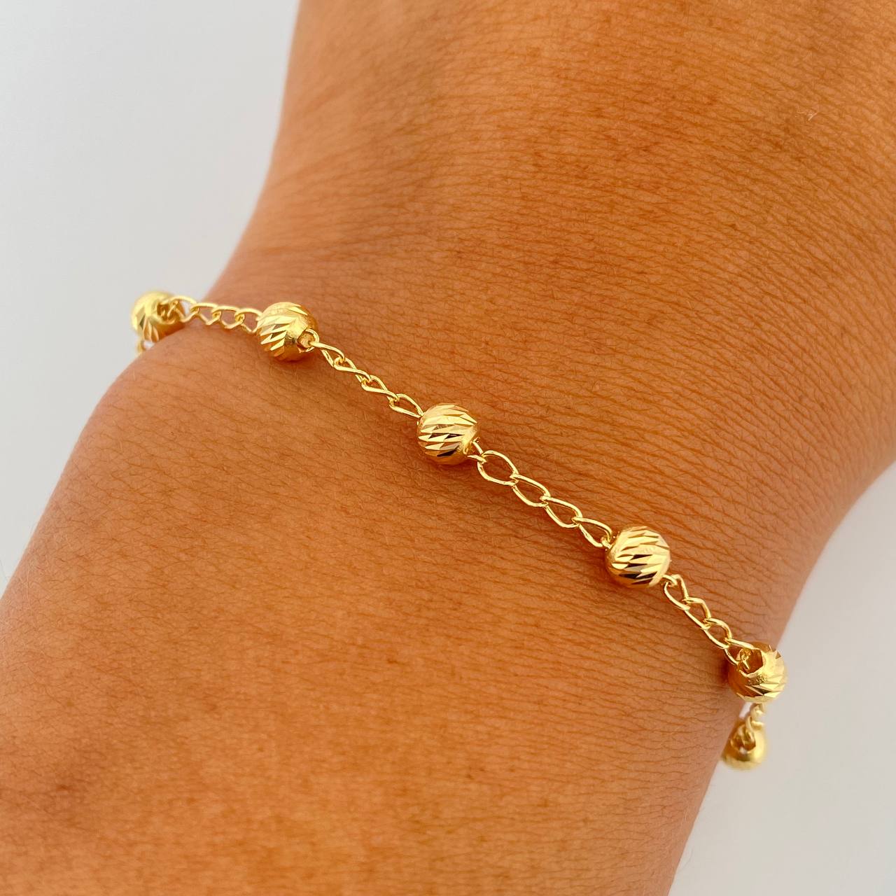 Pulso Espiga Militar 2gr / 19cm / 4mm Bolas Diamantadas Oro Amarillo 18K &