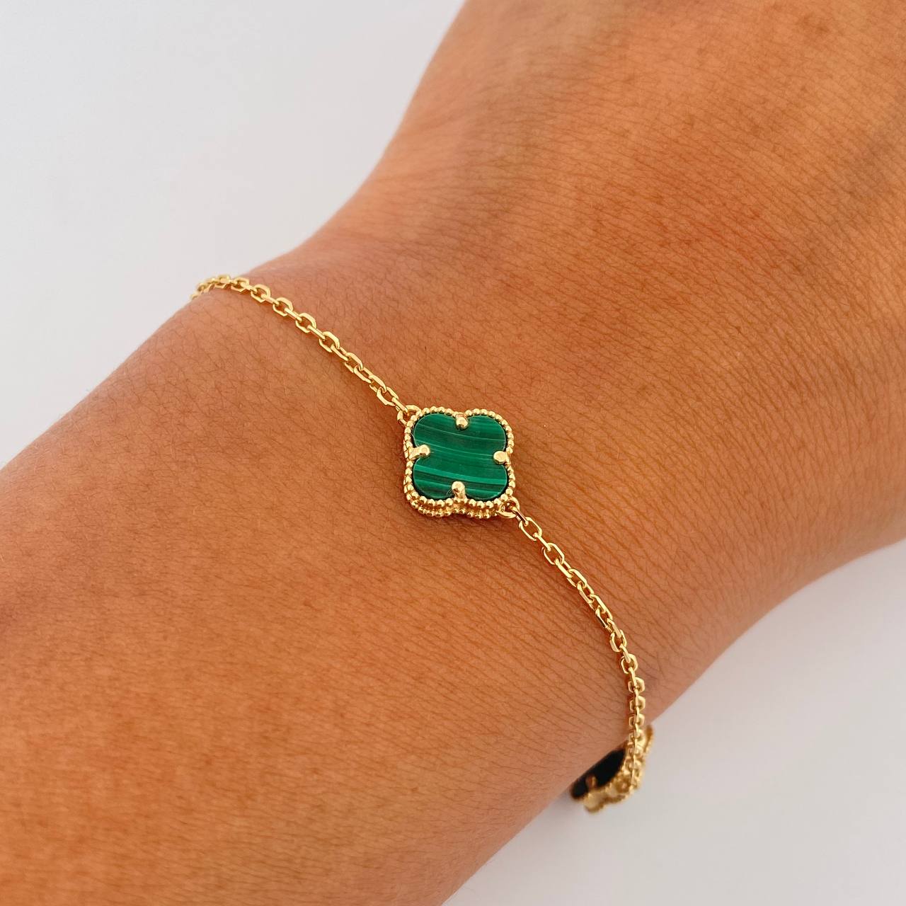 Classic Link Chain Clover VCyA 5.15gr / 42.6cm-45.3cm / 0.8mm Black Onyx Yellow Gold +4 18K $