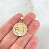Pendant Letter V Medal 4.85gr / 3.1cm / White Zircons 18K Yellow Gold *