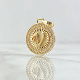 Pendant Letter V Medal 4.85gr / 3.1cm / White Zircons 18K Yellow Gold *