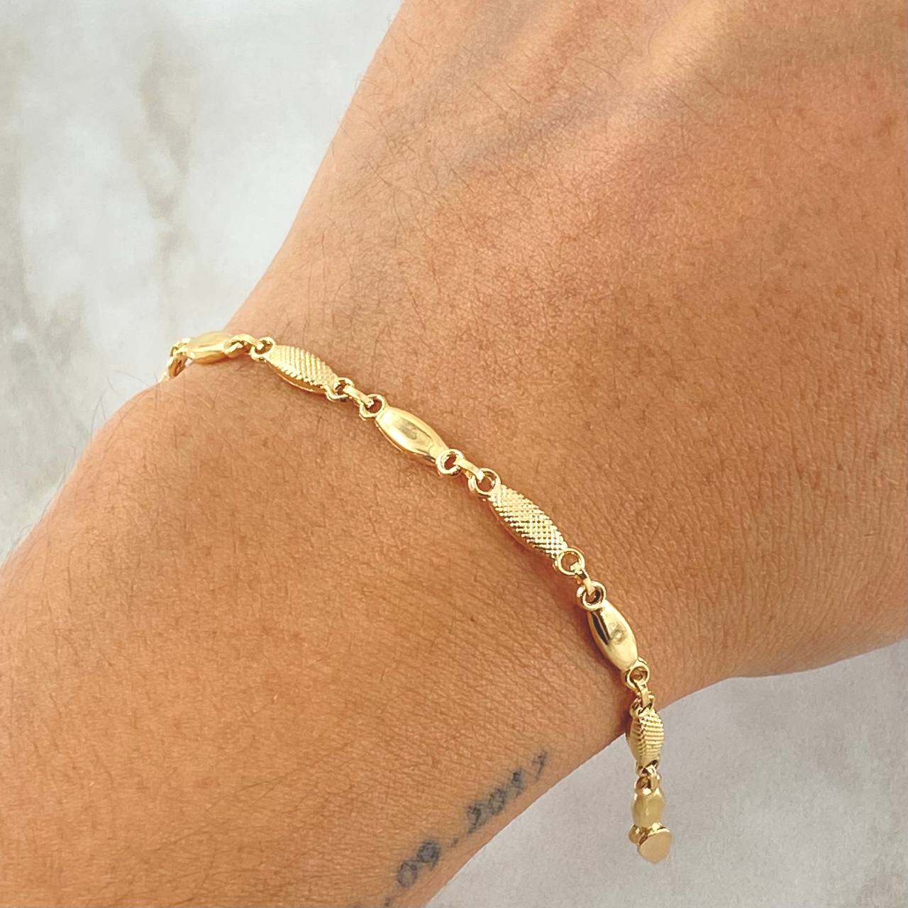 Pulso Rustico 3.55gr / 21.5cm / 3.2mm Oro Amarillo 18K *