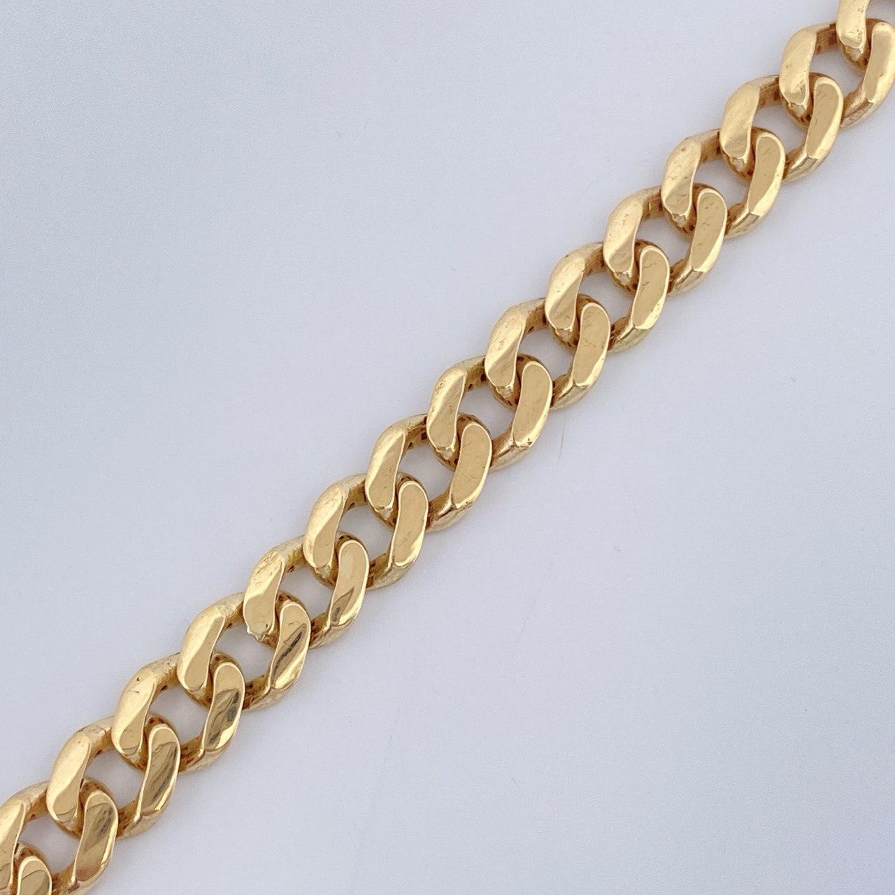 Cuban Bracelet 8.45gr / 8.2in / 18K Gold $