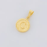 Dije Letra C Marco Bordeado 0.6g / 3/4 in Oro Amarillo 18K