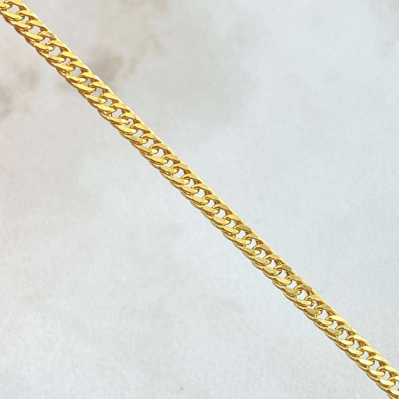 Cadena Cubana Reticulada 4.2gr / 50cm / Oro Amarillo +3 18K