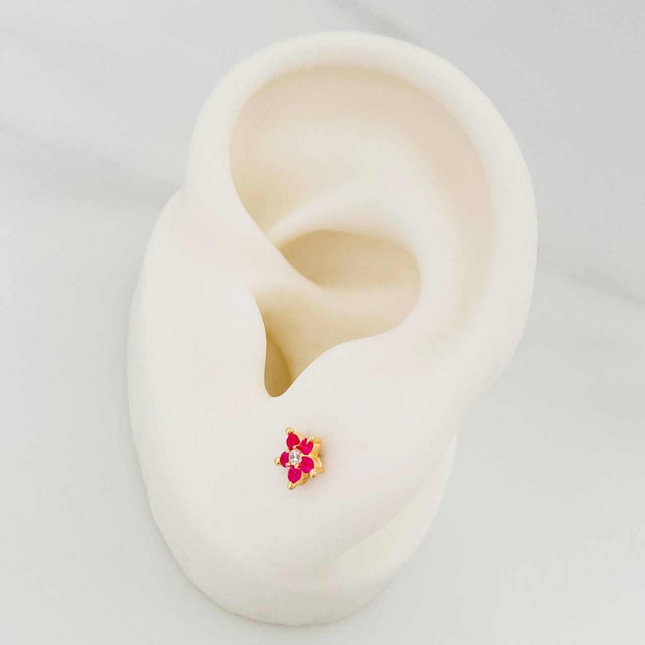Topos Flor 0.85 g / in / 5.3 mm Oro Amarillo 18K