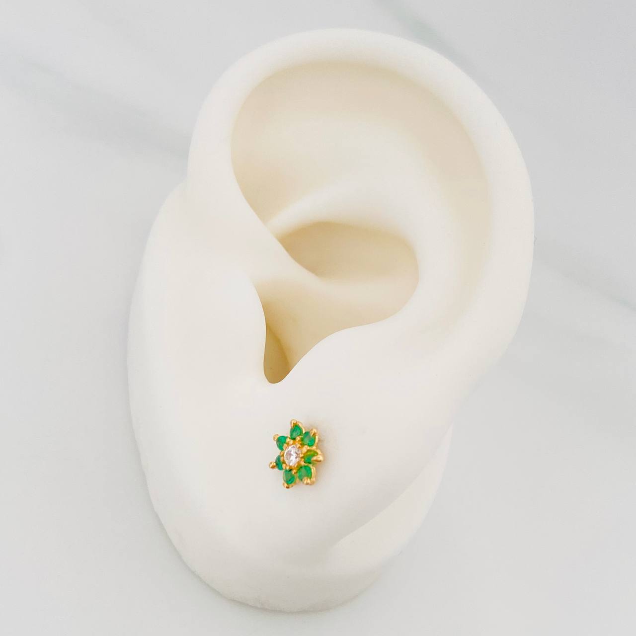 Topos Flor 0.9 g / in / 6.7 mm Oro Amarillo 18K