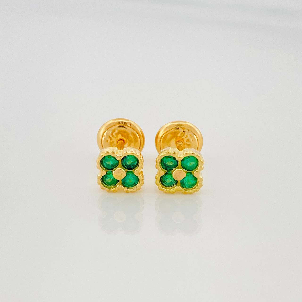Clover Stud Earrings 1.1 g / in / 5.3 mm Yellow Gold 18K