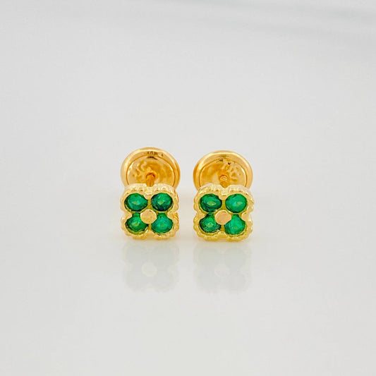 Stud Earrings Clover 1.15 g / in / 5.3 mm Yellow Gold 18K