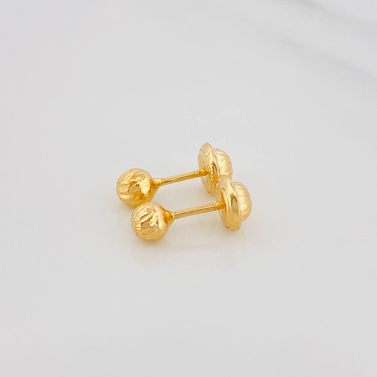 Topos Bola 0.55 g / in / 4 mm Oro Amarillo 18K