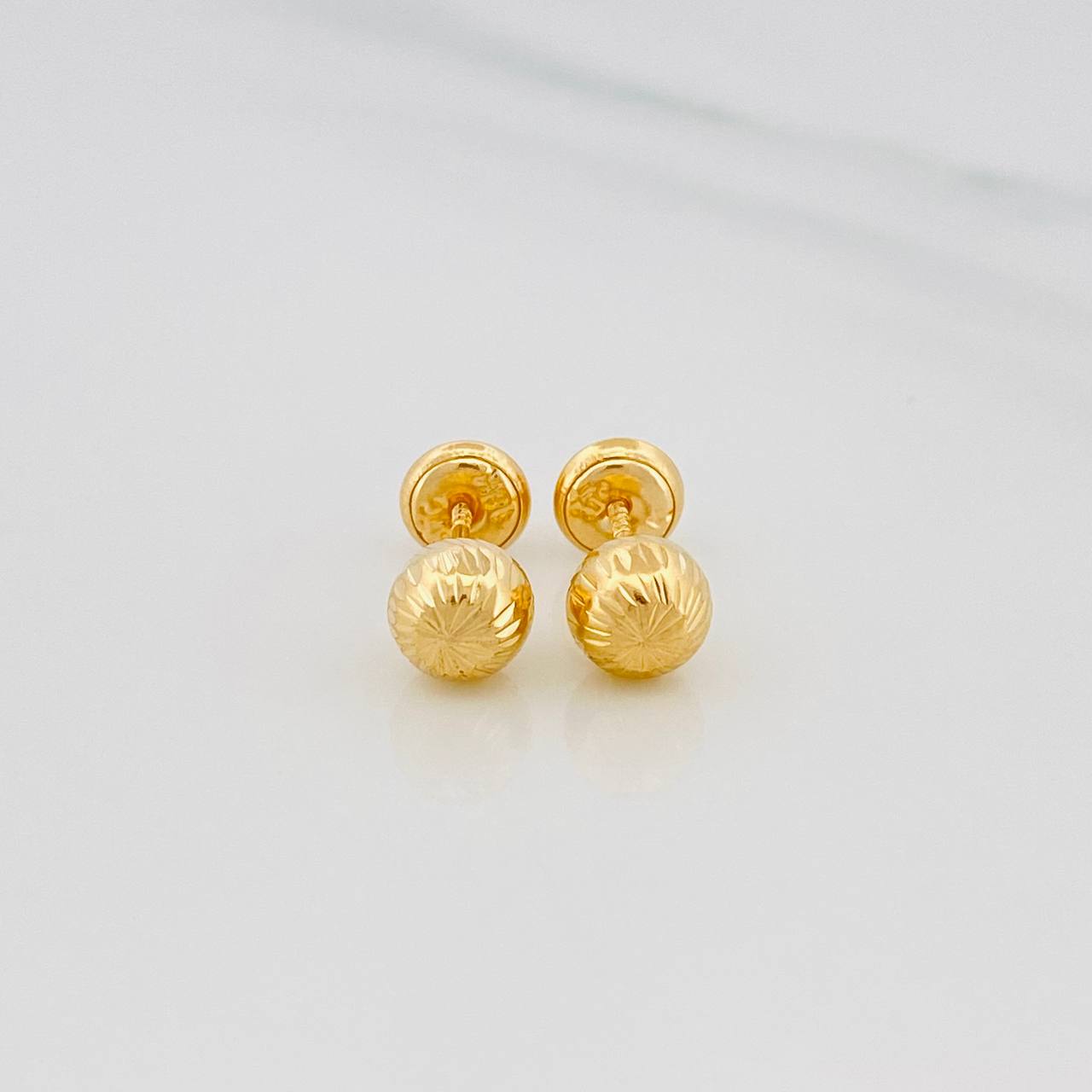 Topos Bola 0.8 g / in / 6 mm Oro Amarillo 18K