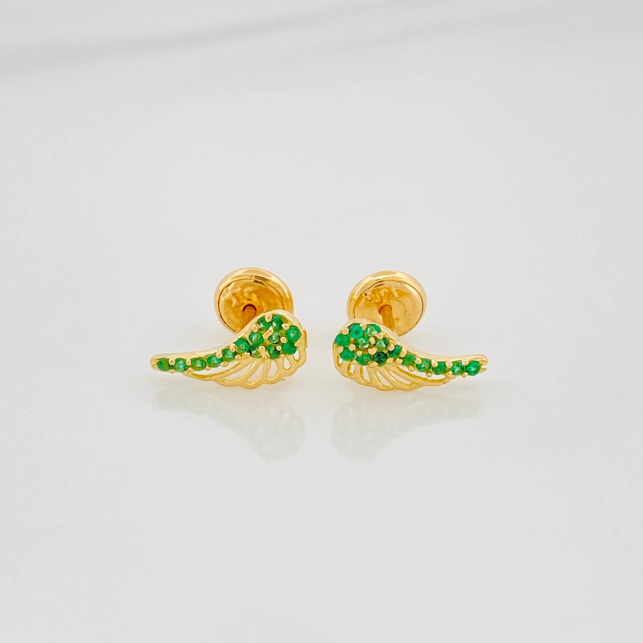 Topos Alas 0.8 g / in / 4.8 mm Oro Amarillo 18K