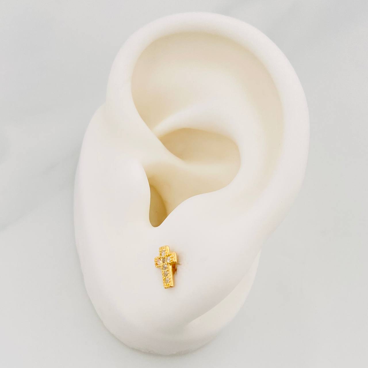 Stud Earrings Cross 0.8 g / in / 4.7 mm Yellow Gold 18K
