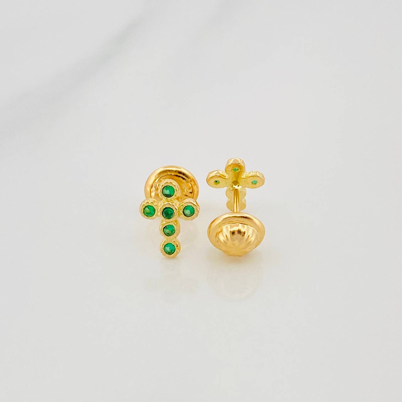 Topos Cruz Tupida 0.85 g / in / 6 mm Oro Amarillo 18K