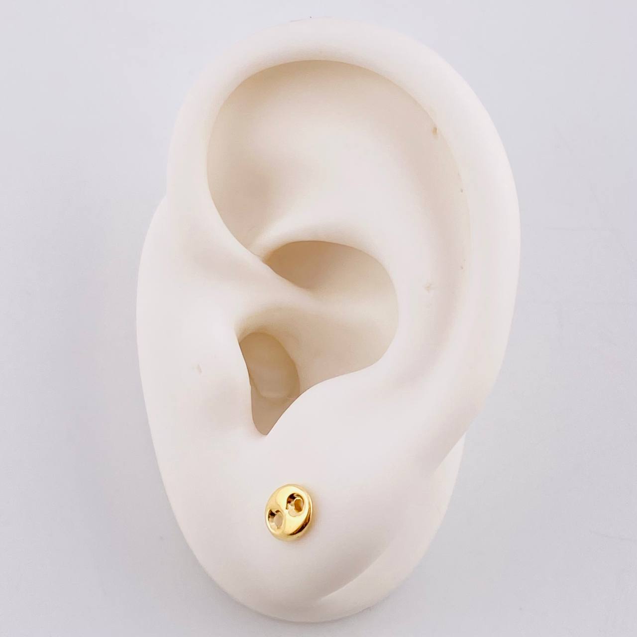 Topos GC 0.65gr / 8mm Oro Amarillo 18K