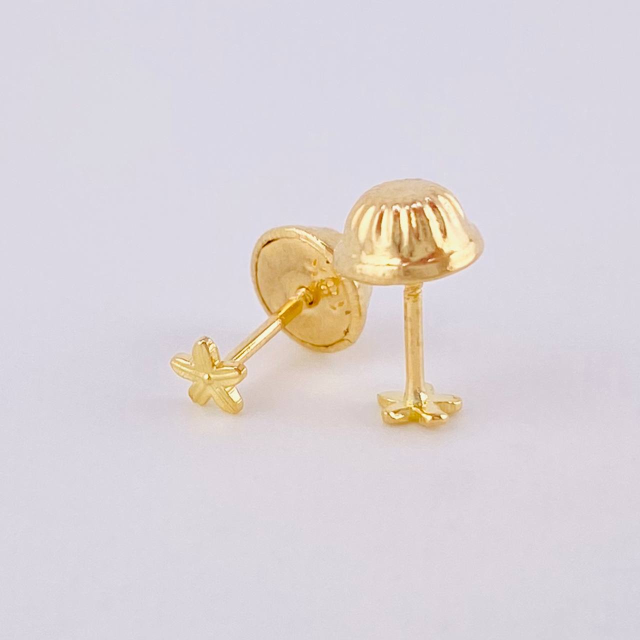 Stud Earrings Starfish 0.4gr / 3.3mm Yellow 18K Gold ©