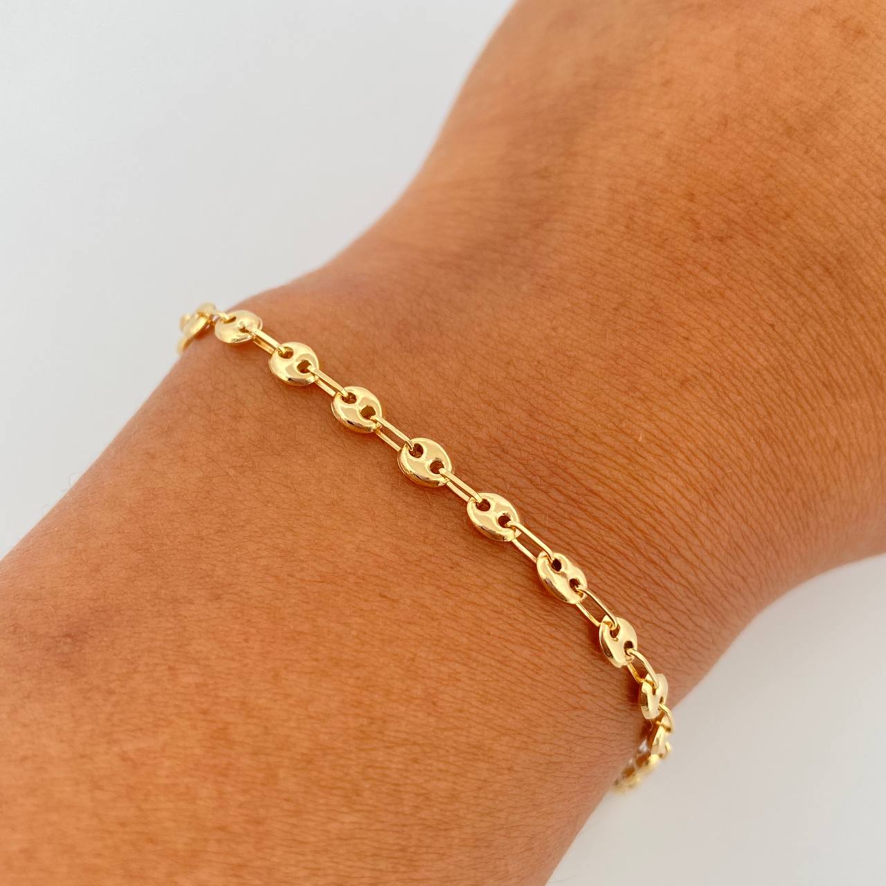 Bracelet GC 2.2gr / 7.1in / 18K Gold Yellow