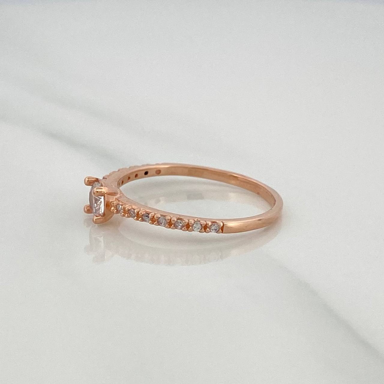 Anillo Solitario Churumbela 1.85gr / T7 1/4 / Oro Rosa 18K &