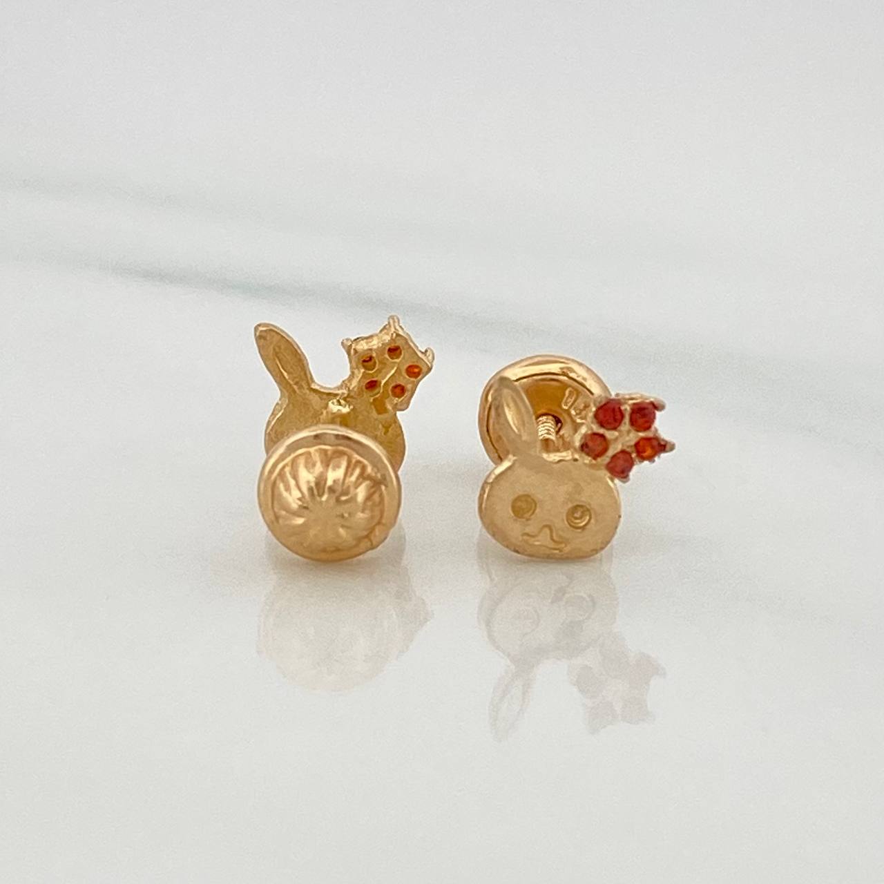 Topos Conejo 0.85gr / 6.8mm Oro Amarillo 18K %