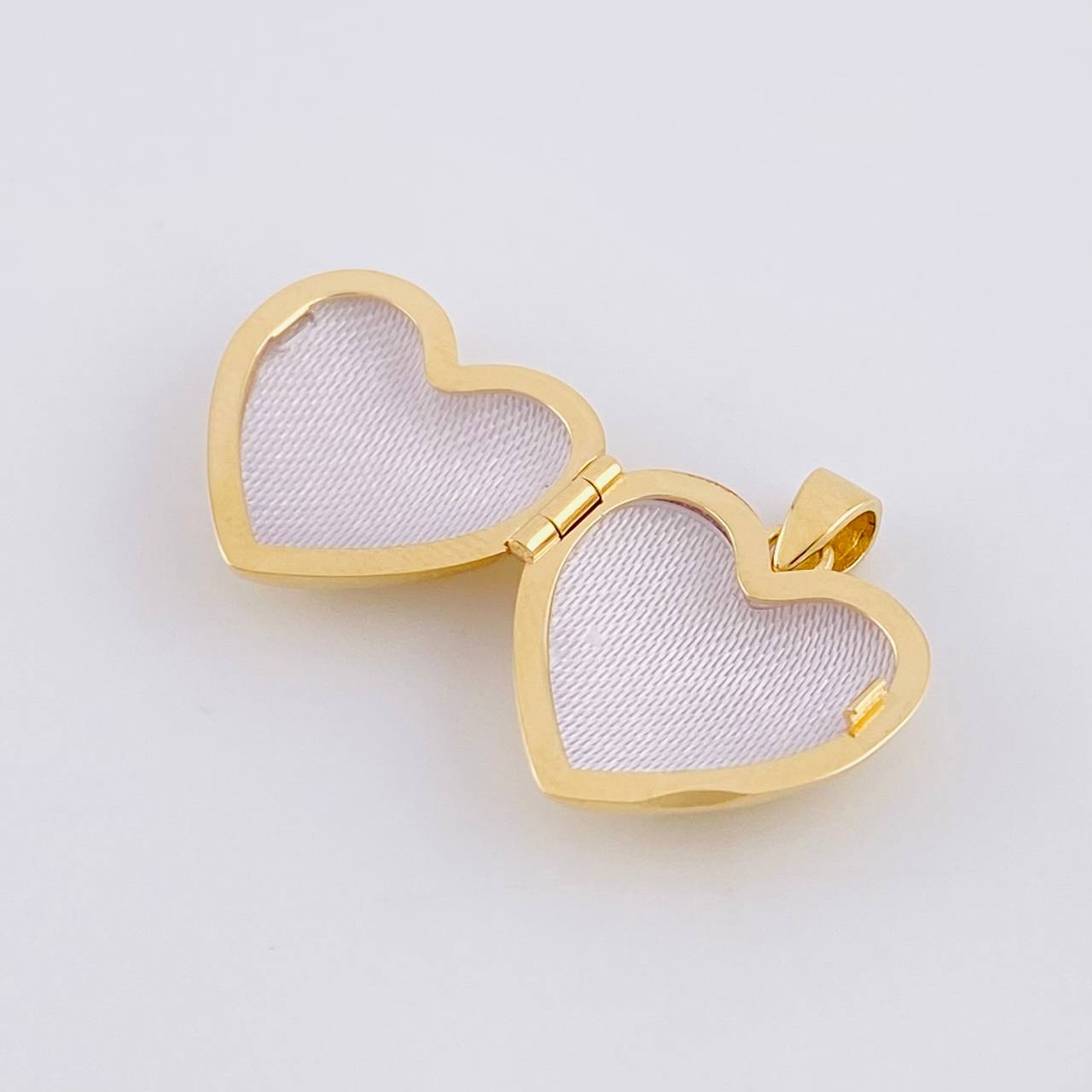 Dije Relicario Corazón 2.6g / 3/4 in Oro Amarillo 18K