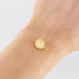 Herraje Letra R Marco Bordeado 0.55g / 3/4 in Oro Amarillo 18K