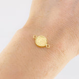 Charm Letter E Framed Border 0.55g / 3/4 in 18K Yellow Gold