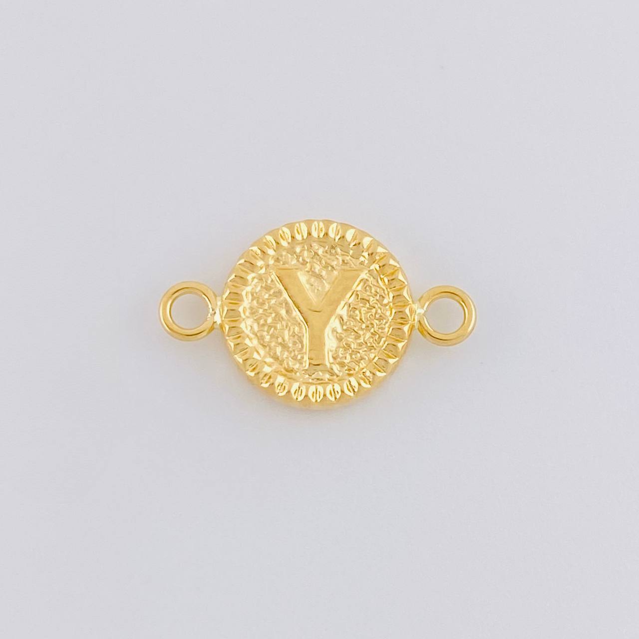 Herraje Letra Y Marco Bordeado 0.55g / 3/4 in Oro Amarillo 18K