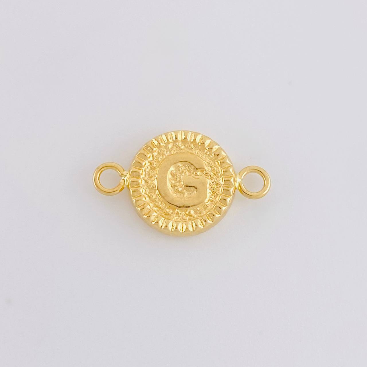 Charm Letter G Framed Border 0.6g / 3/4 in 18K Yellow Gold