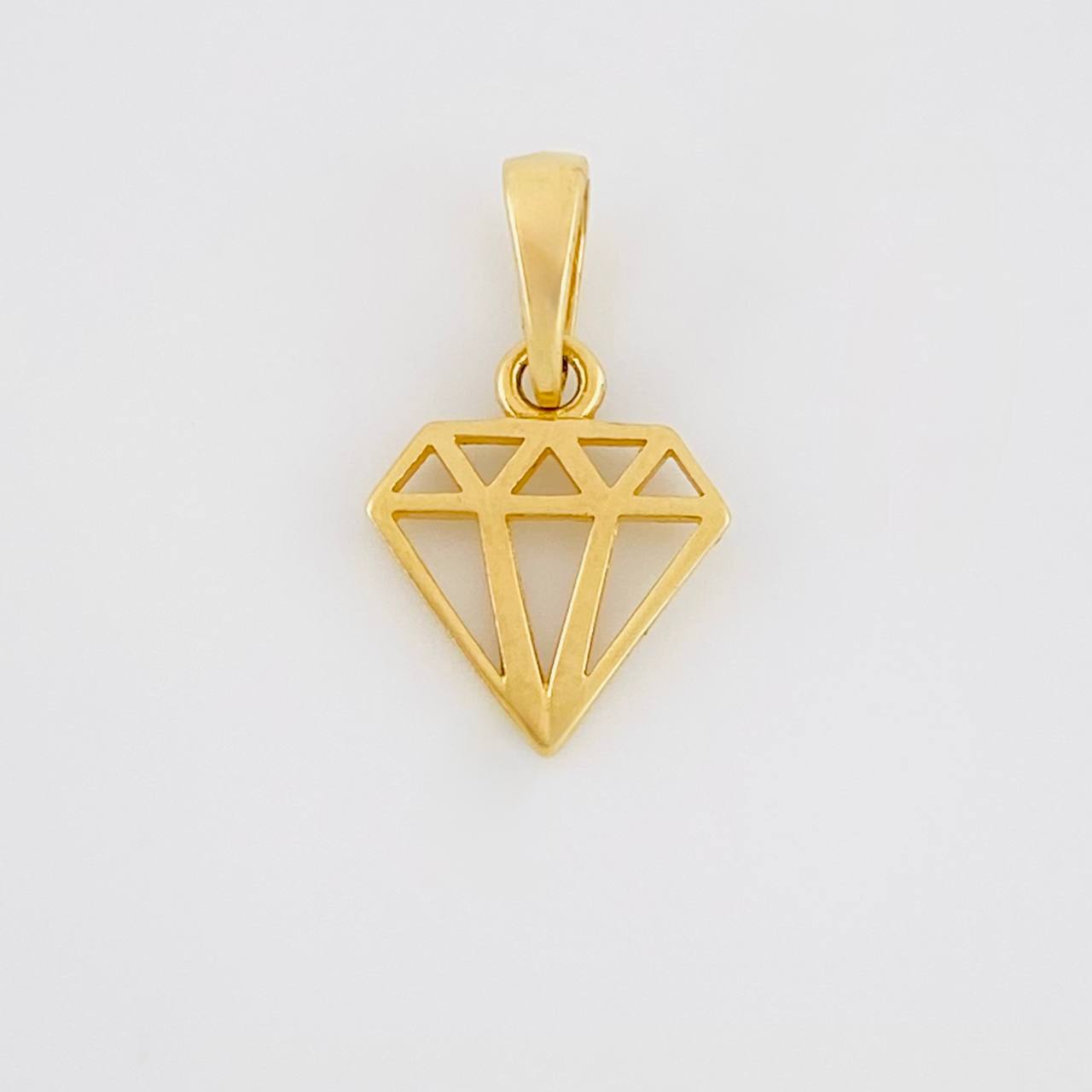 Pendant Diamond Silhouette 0.6gr / 1.5cm / Smooth Yellow Gold