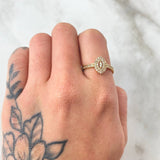 Oval Ogive Ring 2.15gr / Size 7 1/4 / 18K Gold ©