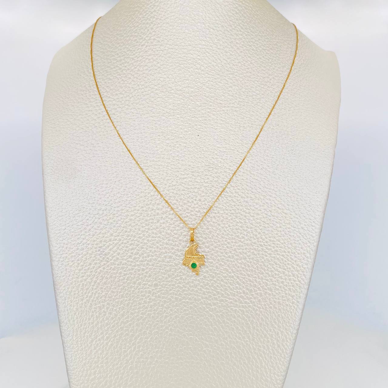 Set Cadena Veneciana + Dije Mapa Esmeralda 06Pts / 1.3 g / 19 3/4 in Oro Amarillo 18K