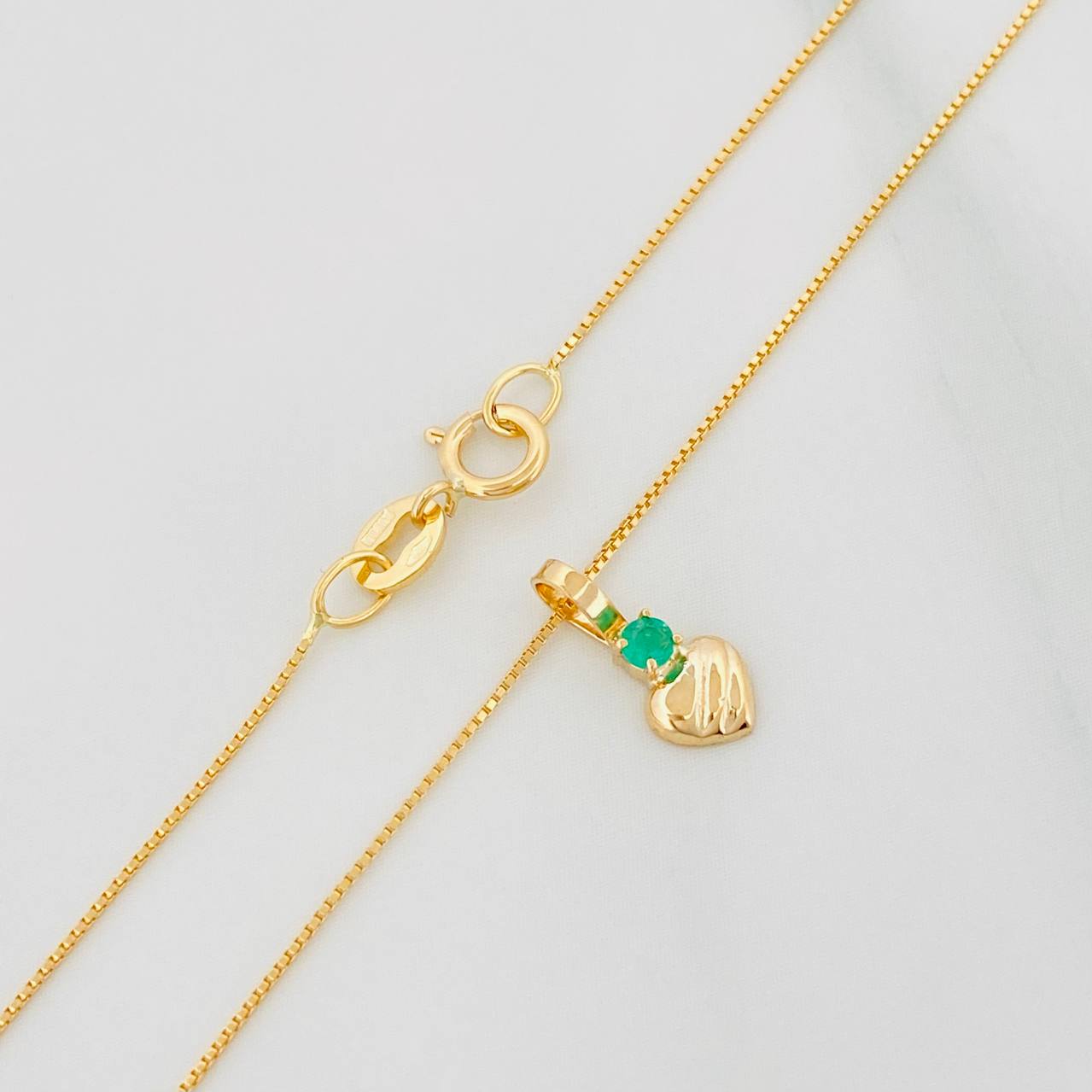 Set Cadena Veneciana + Dije Corazon Esmeralda 03Pts / 1.15 g / 17 3/4 in Oro Amarillo 18K