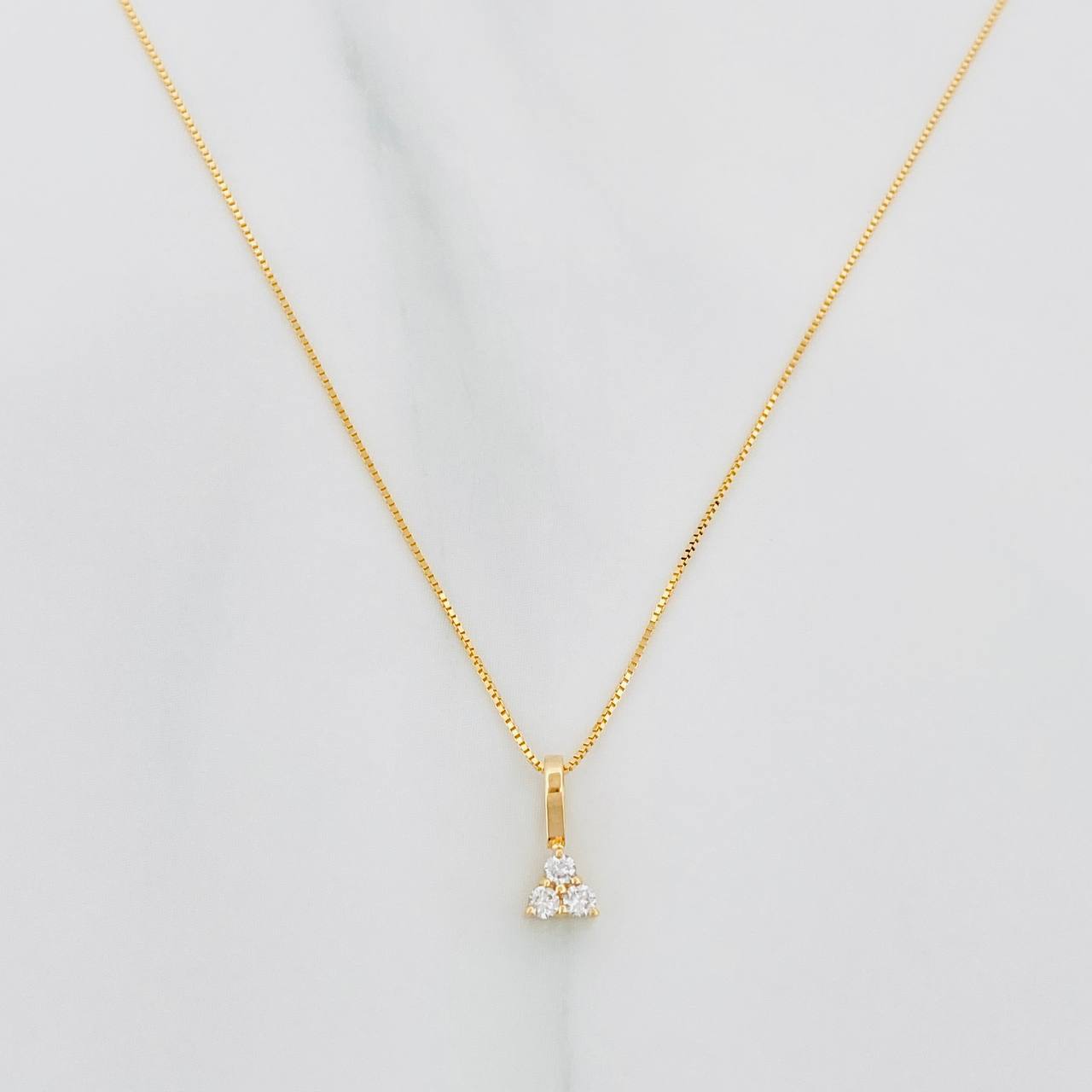Set Cadena Veneciana + Dije Trebol Diamantes 06Pts / 1.2 g / 17 3/4 in Oro Amarillo 18K