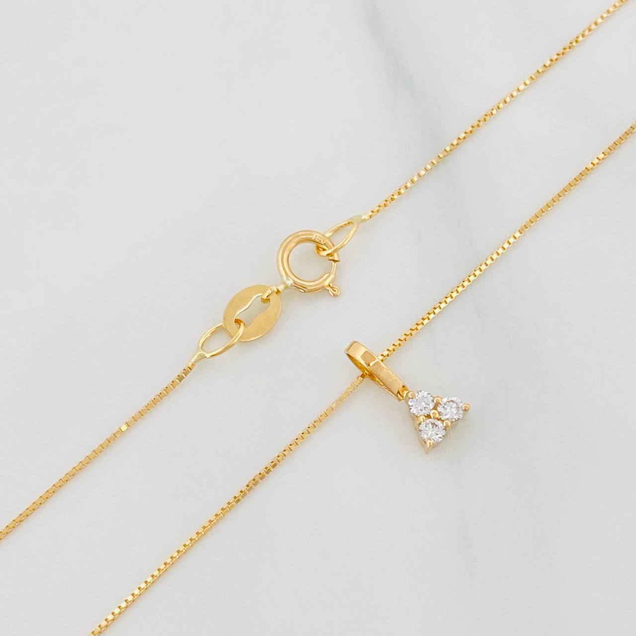 Set Cadena Veneciana + Dije Trebol Diamantes 06Pts / 1.2 g / 17 3/4 in Oro Amarillo 18K