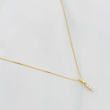 Set Cadena Veneciana + Dije Trio Lineal Diamantes 06Pts / 1.3 g / 17 3/4 in Oro Amarillo 18K