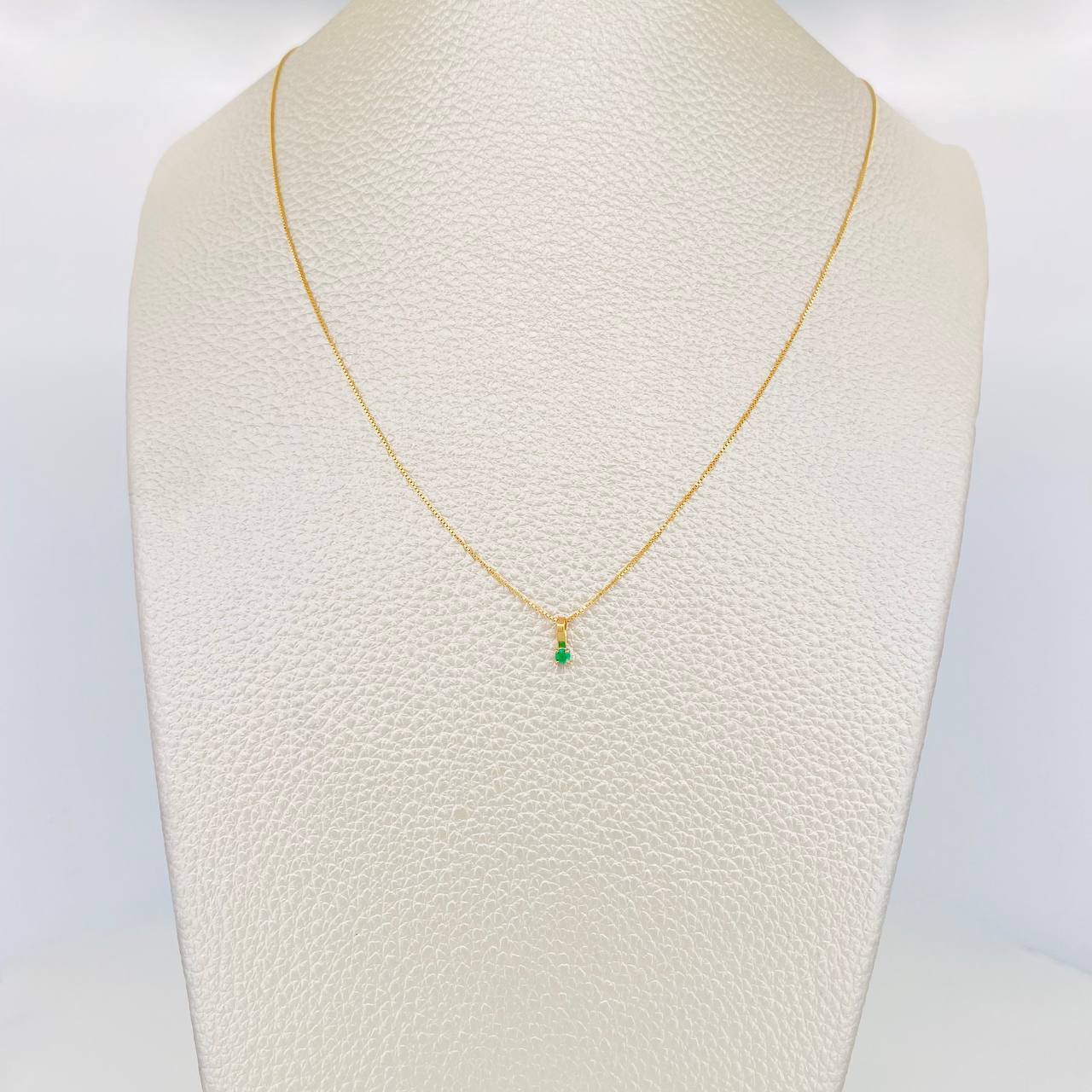 Venetian Chain Set + Emerald Circle Pendant 04Pts / 1.1 g / 17 3/4 in 18K Yellow Gold