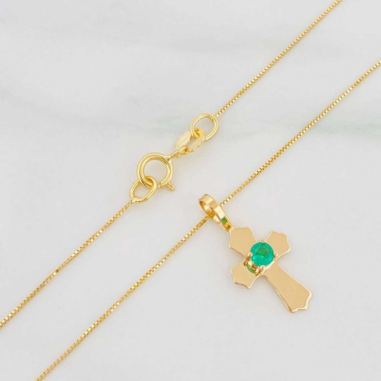 Venetian Chain Set + Emerald Cross Pendant 05Pts / 1.3 g / 19 3/4 in 18K Yellow Gold