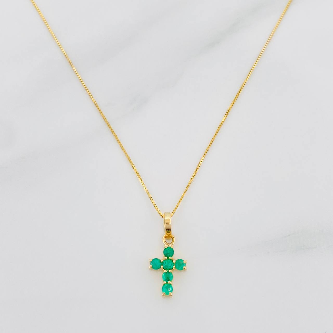 Set Cadena Veneciana + Dije Cruz Esmeralda 17Pts / 1.4 g / 19 3/4 in Oro Amarillo 18K