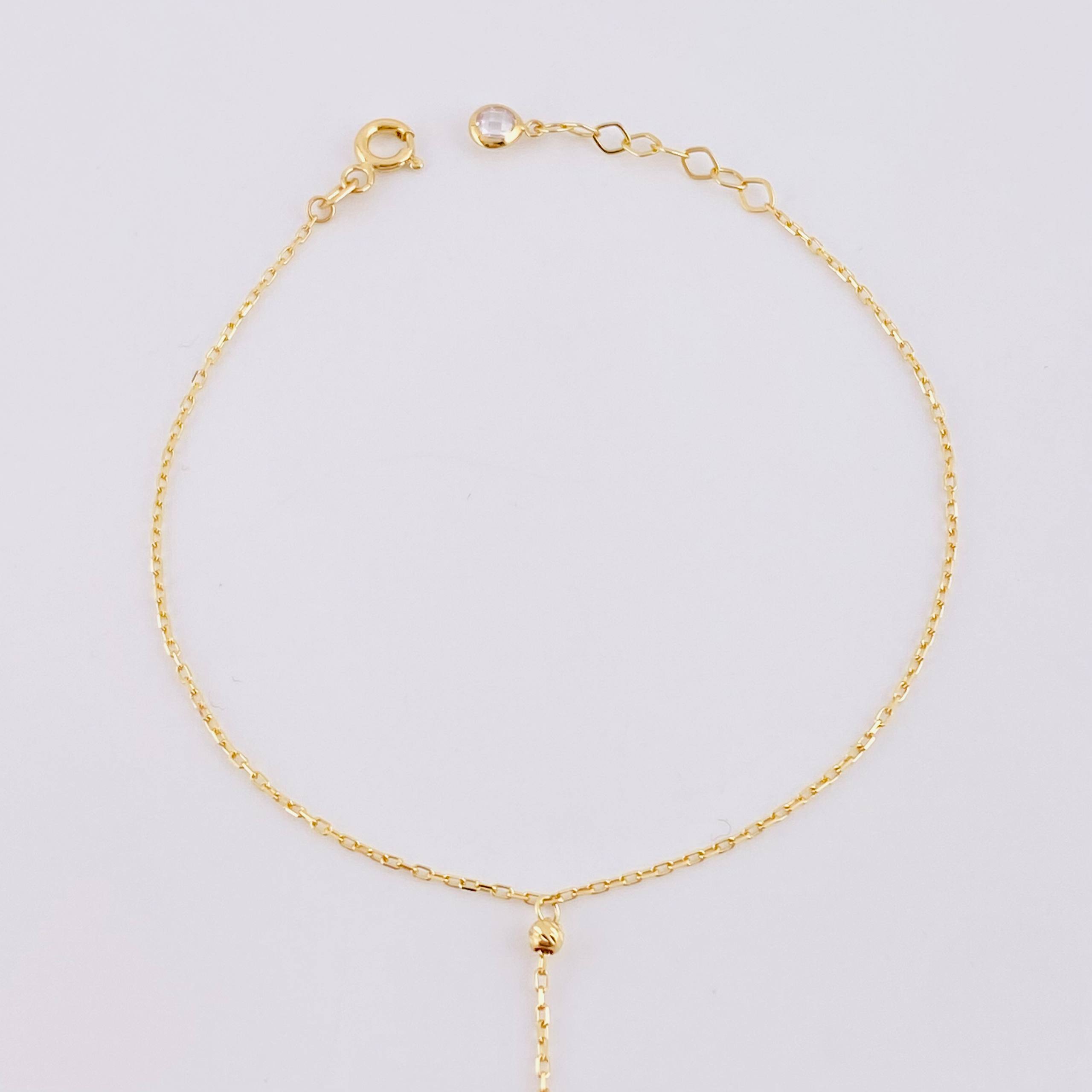 Arabian Bracelet with Diamond Cut Beads 1.5g / 7 3/4 in / 0.7mm Three Golds 18K