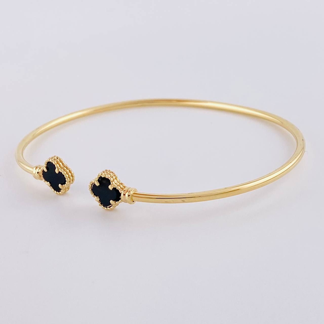 Pulso Aro trebol onix 3.3g / 6 3/4 in / 1.8mm Oro Amarillo 18K