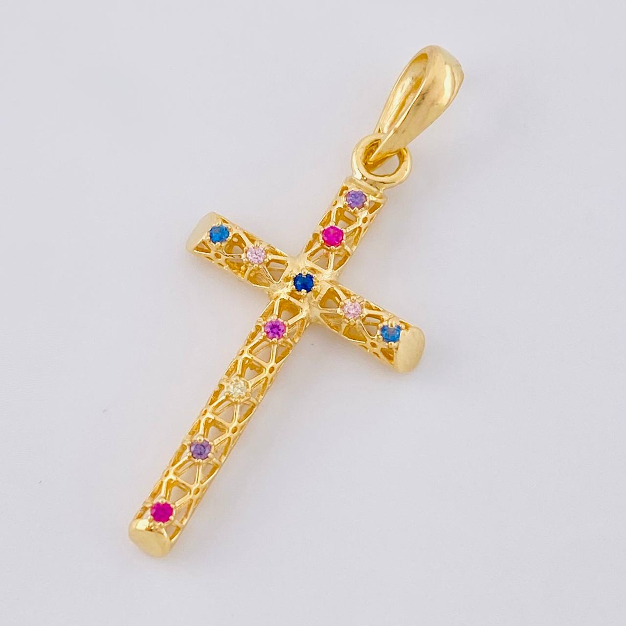 Dije Cruz Malla Latina 1.45 g / 1 1/2 in Oro Amarillo 18K