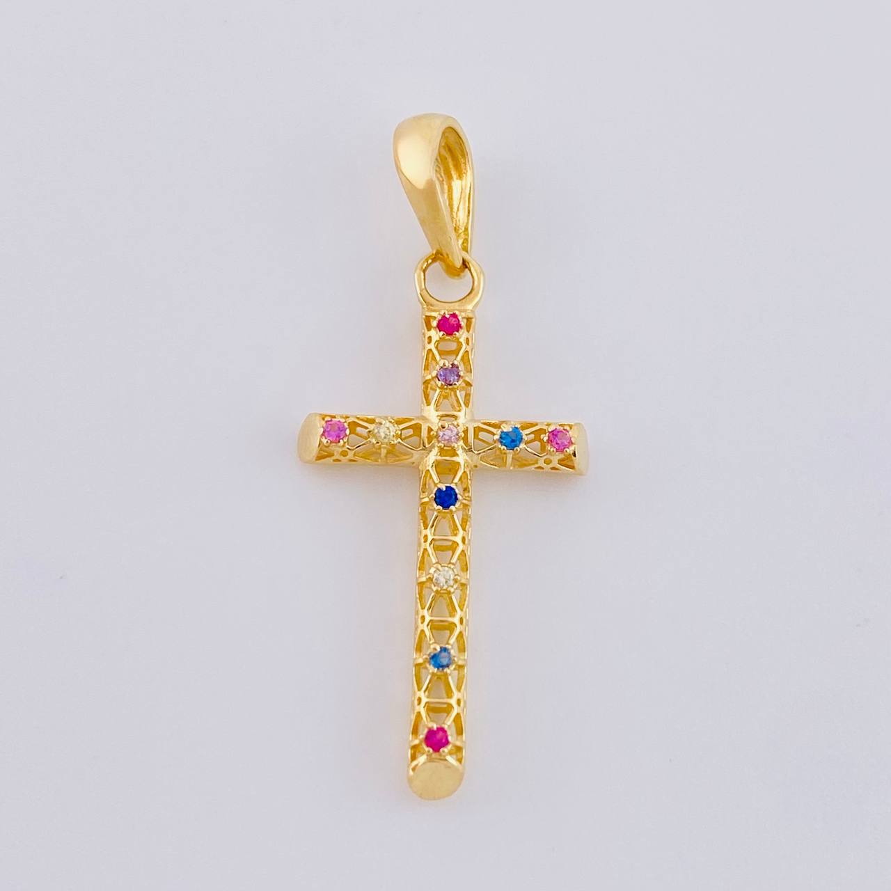 Dije Cruz Malla Latina 1.3 g / 1 1/4 in Oro Amarillo 18K