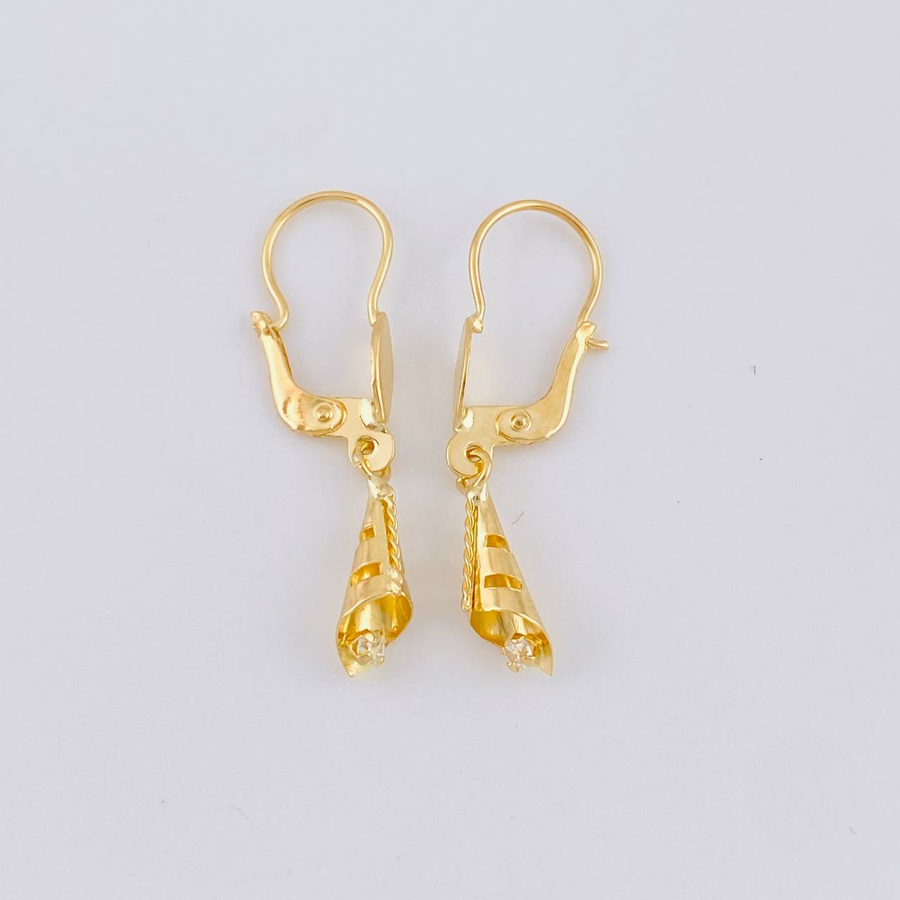 Candongas Lagrima Gota 1.15g / 3/4 in Oro Amarillo 18K