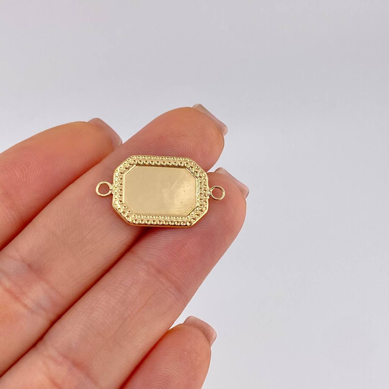 Charm Plate Framed Edge 0.6 g / 3/4 in 18K Yellow Gold
