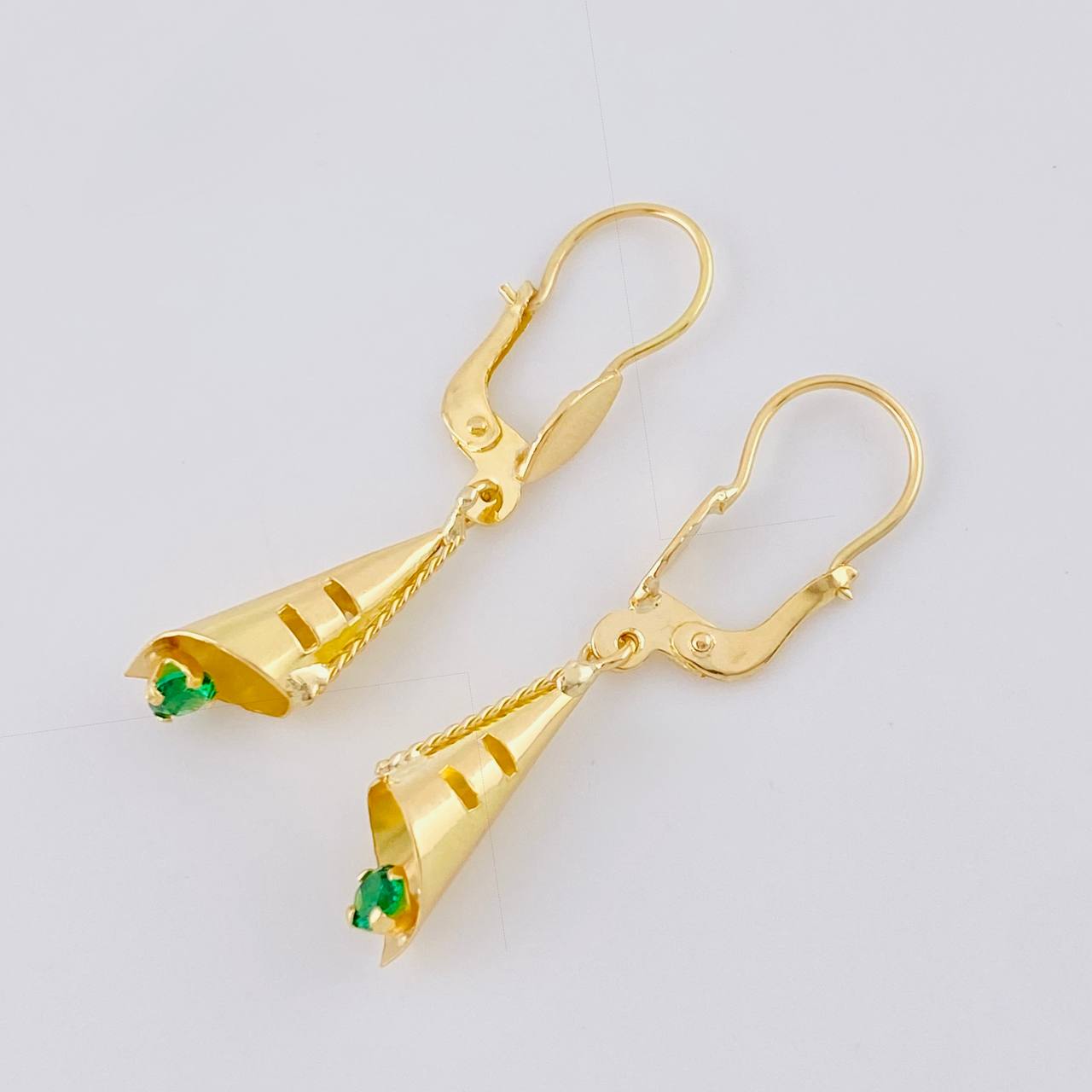 Candongas Lagrima Gota 1.6g / 1 1/2 in Oro Amarillo 18K