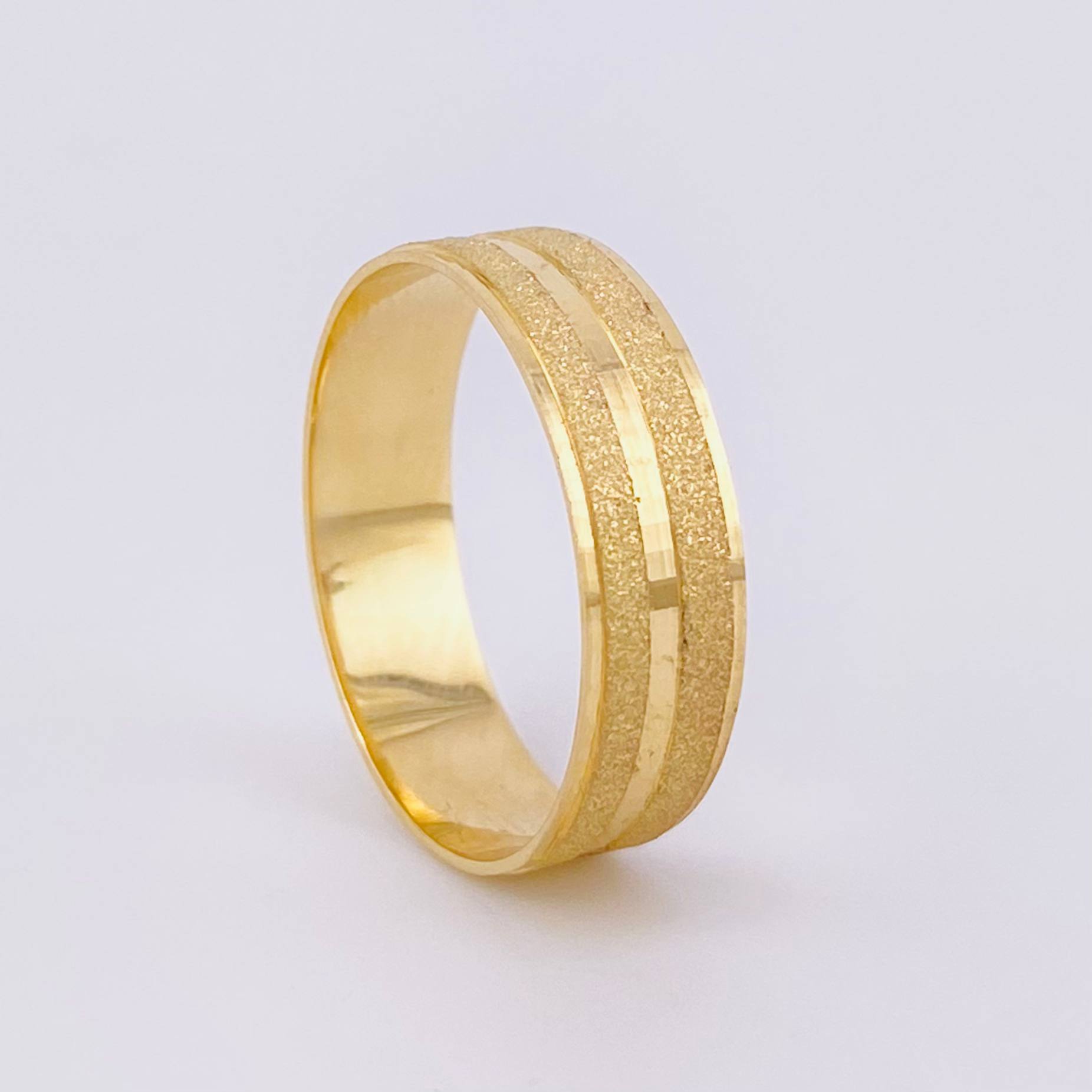 Anillo Argolla Doble Linea Mate 2.4 g / T7 Oro Amarillo 18K