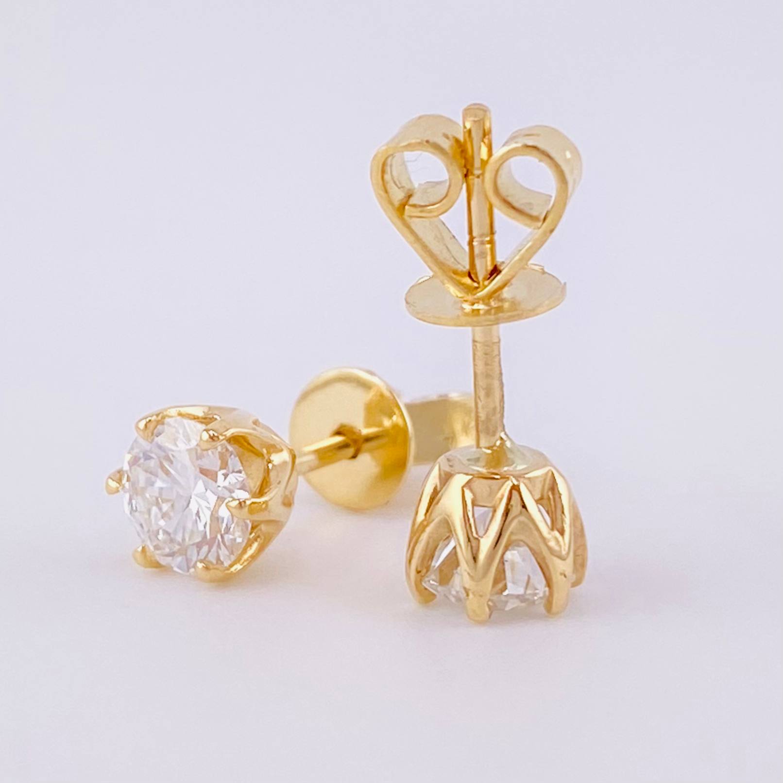 Topos Seis Garras Diamantes 1,3 Qts 2.05 g / in / 5.1 mm Oro Amarillo 18K