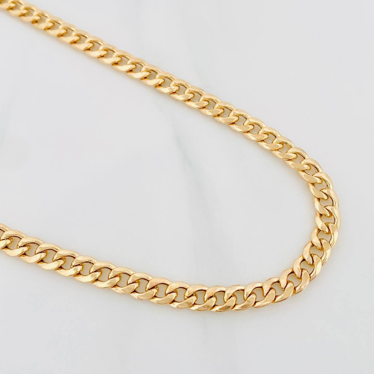 Cadena Cubana 19.1 g / 23 1/2 in / 5.15 mm Oro Amarillo 18K