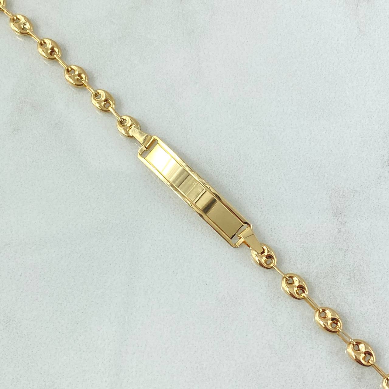 Pulso GC Placa Rectangular 2.65gr / 7 in / 4mm Oro Amarillo 18K